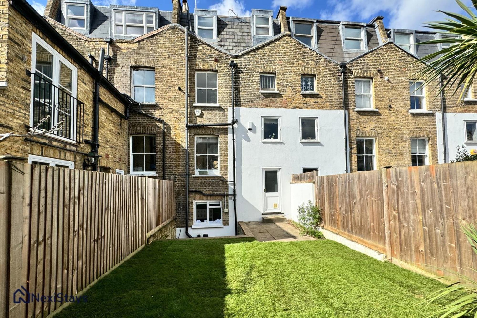 ロンドン10 Mins Walk To The Oval, The Kennington Retreatアパートメント エクステリア 写真