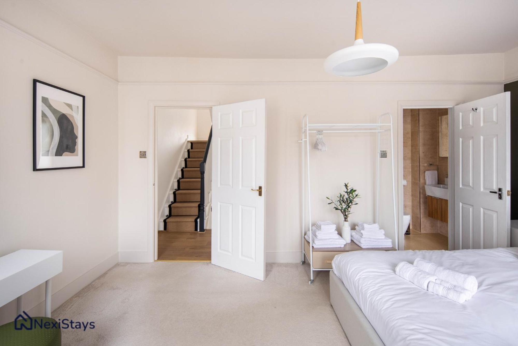 ロンドン10 Mins Walk To The Oval, The Kennington Retreatアパートメント エクステリア 写真