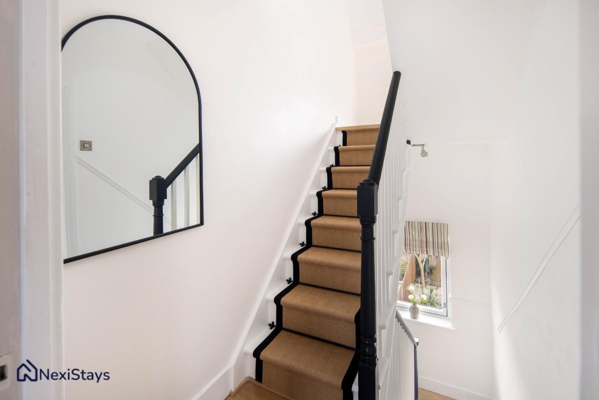 ロンドン10 Mins Walk To The Oval, The Kennington Retreatアパートメント エクステリア 写真